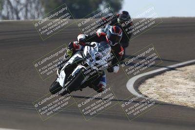 media/Nov-02-2025-Lets Ride (Sun) [[f7a3caa734]]/B Group/1220pm (Turn 2 Outside)/